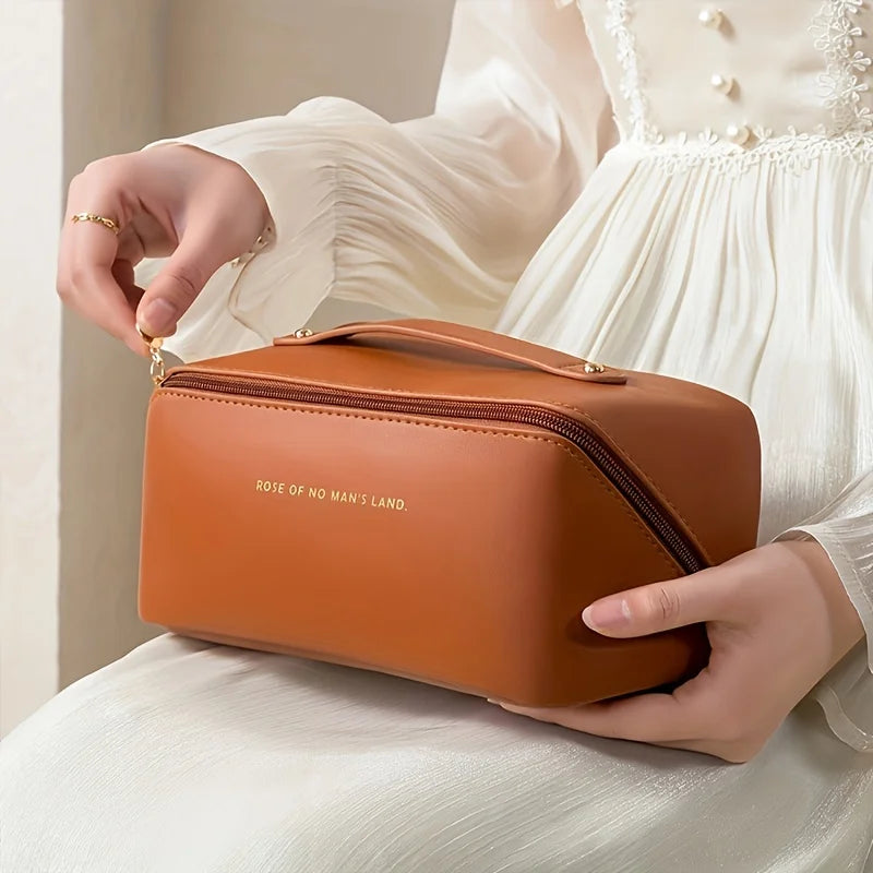 The aura necessaire